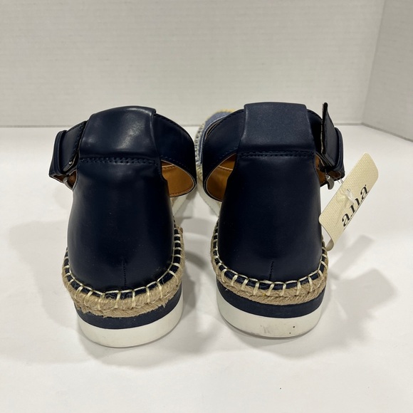 a.n.a Womens Corina Wedge Sandals. Size 8.5. Color:‎ blue & white - Picture 4 of 7
